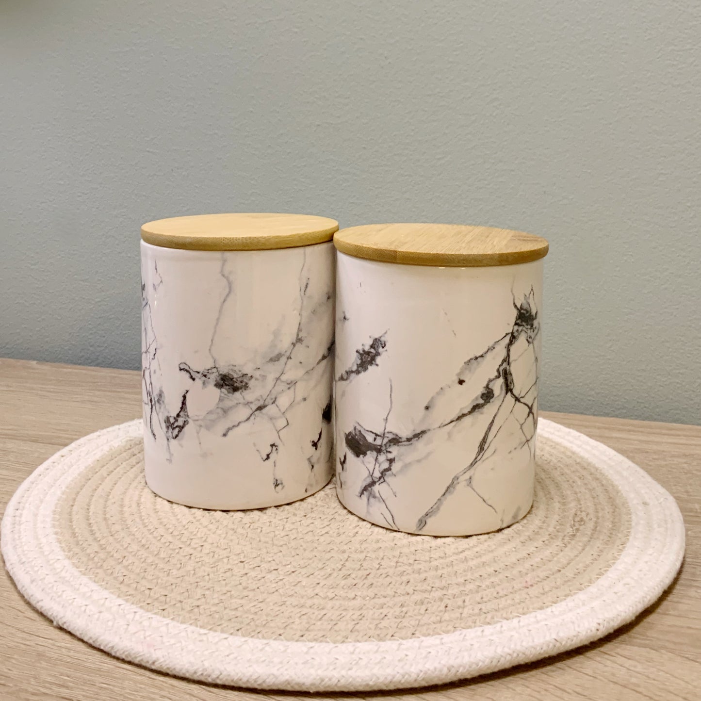 Barattolo in ceramica effetto Marmo con coperchio in legno