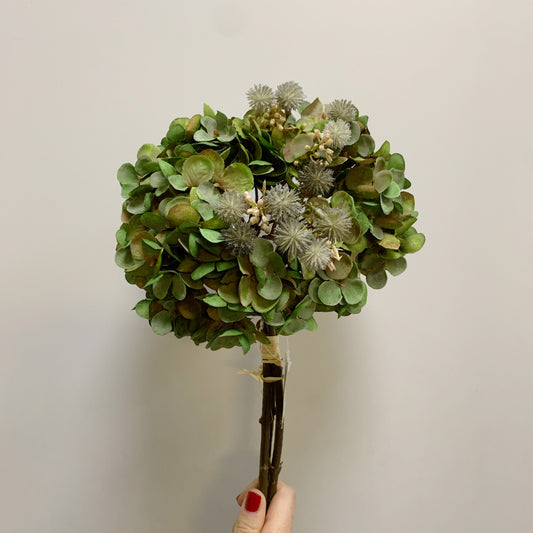 Composizione di 3 ortensie verdi