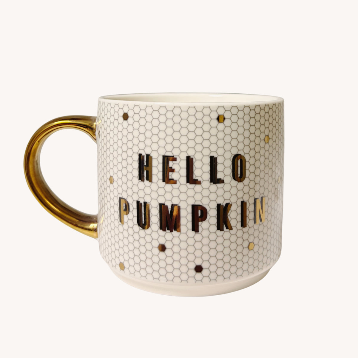 Tazza in ceramica bianca con scritta dorata Hello Pumpkin e decoro a nido d'ape, manico color oro, idea regalo o decorazione autunnale