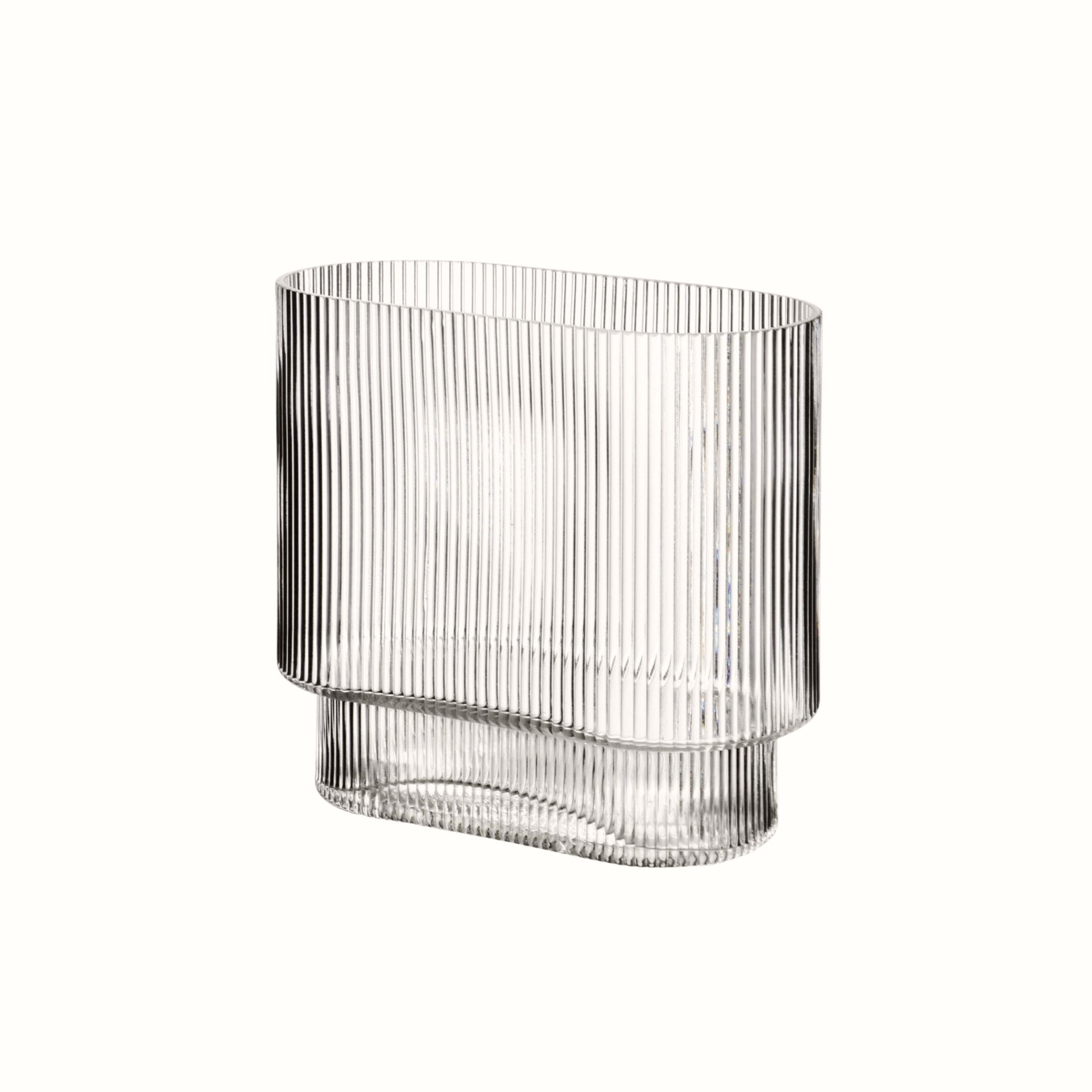 Vaso in vetro trasparente con lavorazione plissé  stile moderno